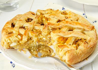 Pagluluto pie ng repolyo sa isang mabagal na kusinilya: 3 simpleng mga recipe para sa mga bagong pinggan!