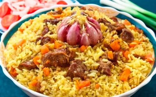 Maluwag na Beef Pilaf