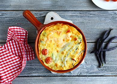 Zucchini at patatas casserole