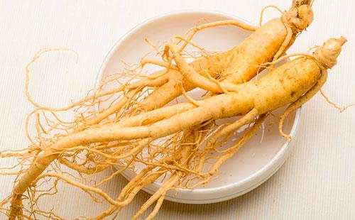 Dalawang Ginseng Roots