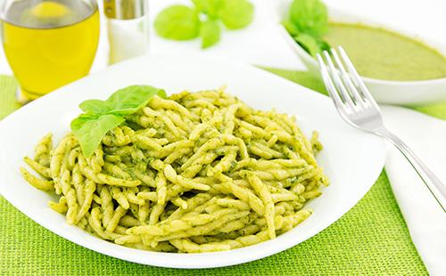 Pasta na may pesto