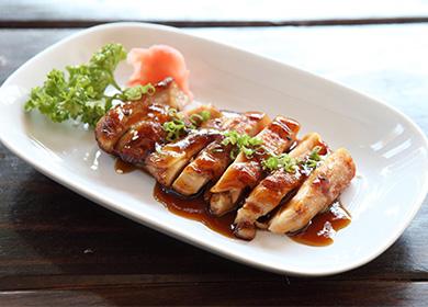 Paano gumawa ng sarsa ng Teriyaki para sa baboy, roll at salad ng gulay