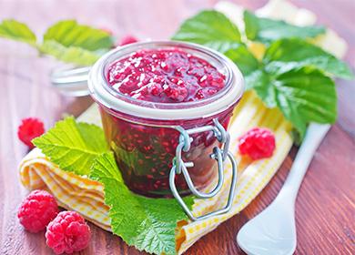 Raspberry jam para sa taglamig: mga recipe na may asukal, mansanas, basil, gelatin at currant