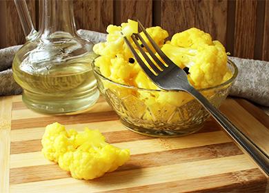 Instant marinated cauliflower: bitamina mabilis na pagkain para sa menu ng taglamig