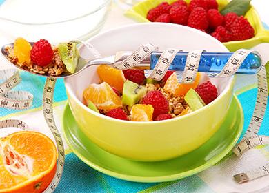 Muesli na may slimming fruit