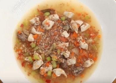 Buckwheat sopas na may manok - masarap at malusog