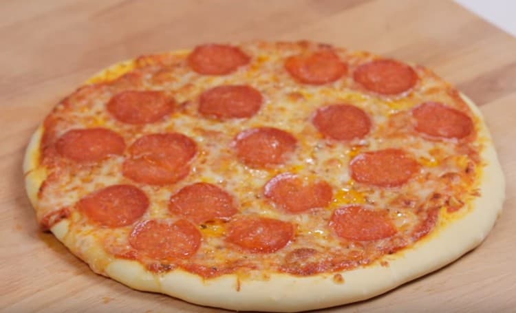 Mabilis na naghurno ang Pepperoni pizza