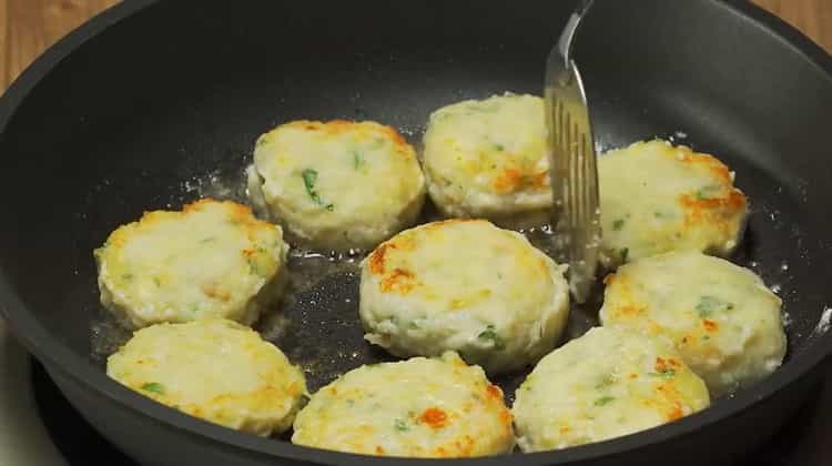 Masarap na mga cutlet ng pollock - isang napaka hindi pangkaraniwang recipe