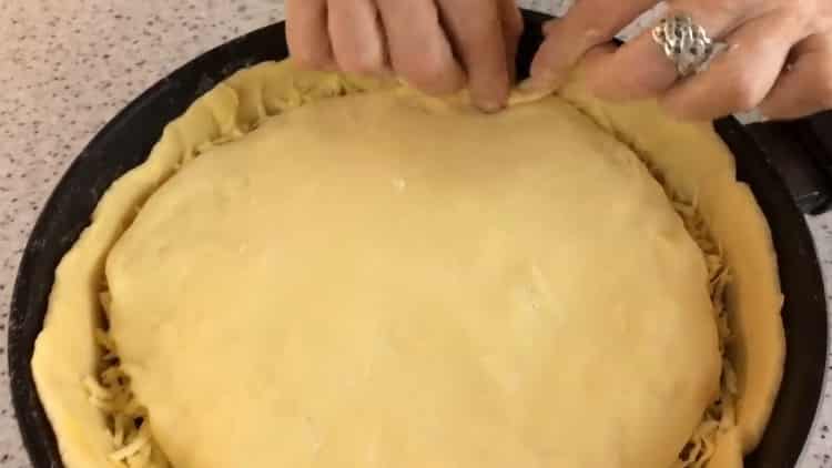 Pinirito na pie ng karne sa kawali - para sa mga walang oven