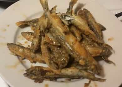 Paano malaman kung paano lutuin ang masarap na pritong capelin sa isang hakbang-hakbang na recipe