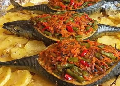 Pinalamanan ng mackerel ayon sa isang hakbang-hakbang na recipe na may larawan