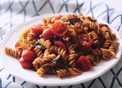 Вкусна паста с гъби, домати и мисо 🍝