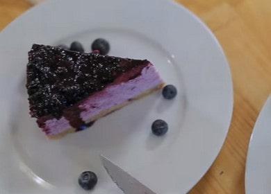 Mabango at pinong blueberry cheesecake: lutuin ayon sa recipe na may mga hakbang sa hakbang na larawan.