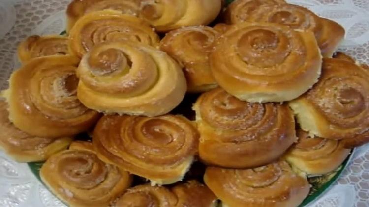 Mga homemade buns: hakbang-hakbang na recipe na may larawan