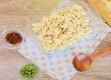 American cheese pasta: hakbang-hakbang na recipe na may mga larawan