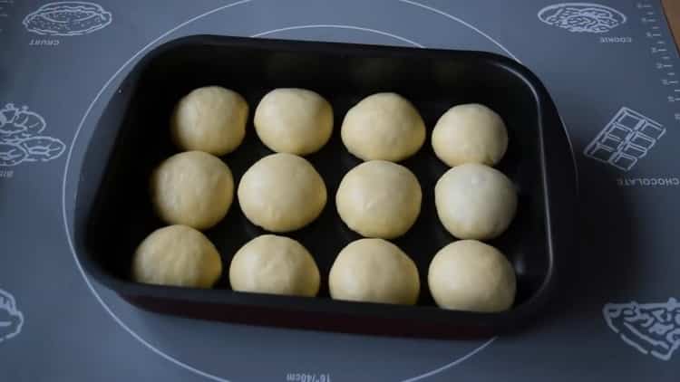 Paano malaman kung paano lutuin ang masarap na pastry para sa mga buns sa oven