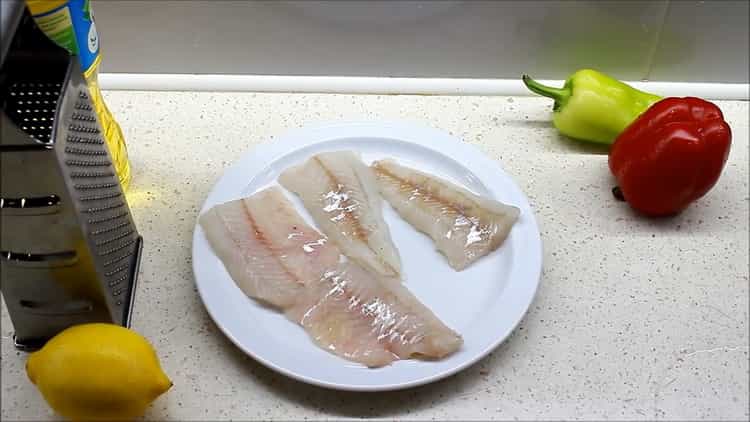 Upang ihanda ang pike perch fillet sa oven, ihanda ang mga sangkap