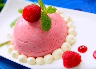 Masarap raspberry berry mousse dessert berry