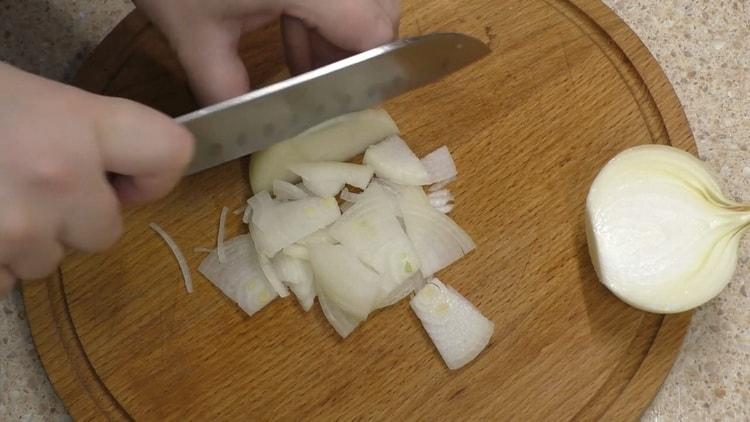 Pagluluto pasta na may tinadtad na karne sa oven