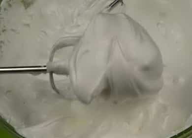 Wet meringue: isang hakbang-hakbang na recipe gamit ang mga larawan