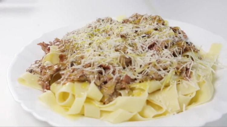 Pasta na may bacon hakbang-hakbang na recipe na may larawan