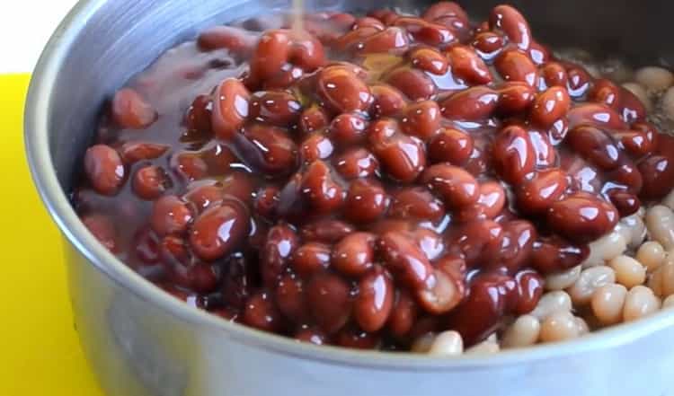 Upang ihanda ang salad, ihanda ang mga beans