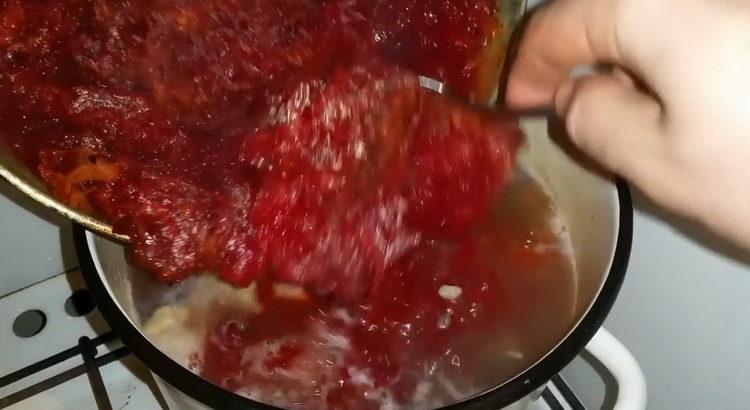 Beetroot hot: isang hakbang-hakbang na klasikong recipe na may mga larawan