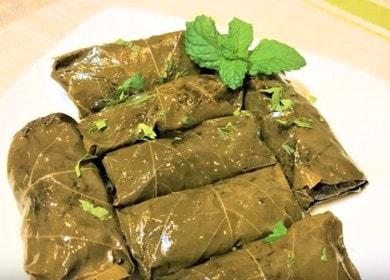 Класическа рецепта Doll Dolma в гроздови листа