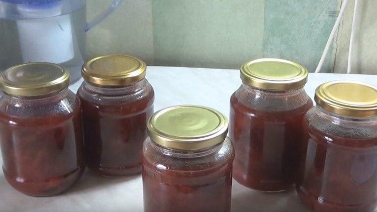 Narito ang isang simpleng recipe na walang buto ng plum jam.