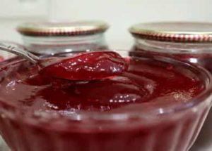 Red currant jam hakbang-hakbang na recipe na may larawan