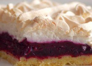 napaka makatas blackcurrant pie