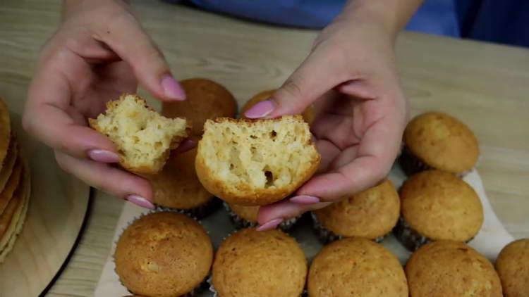 condensed milk sponge cake