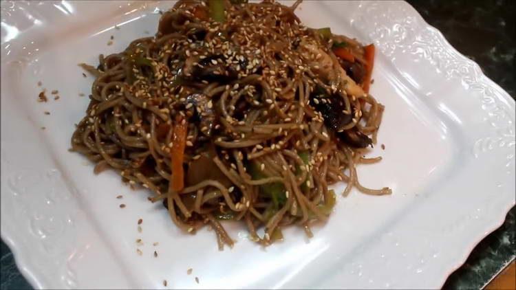 mga recipe ng pansit na bakwit