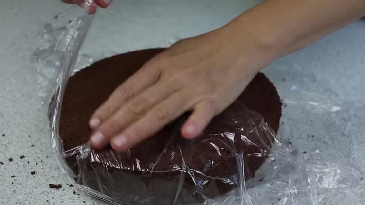 magpadala ng cake sa ref